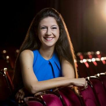 Szemerédi  Bernadett