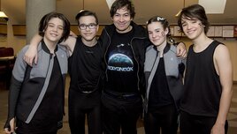 Bolyongók bemutató